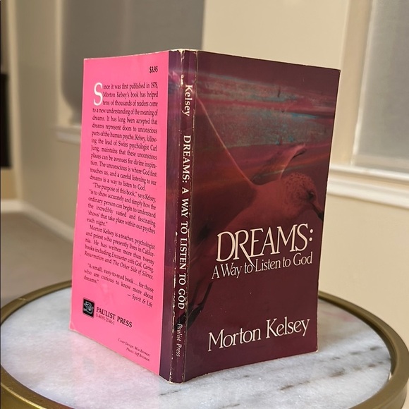 Dreams: A Way to Listen to God Book - Picture 2 of 9